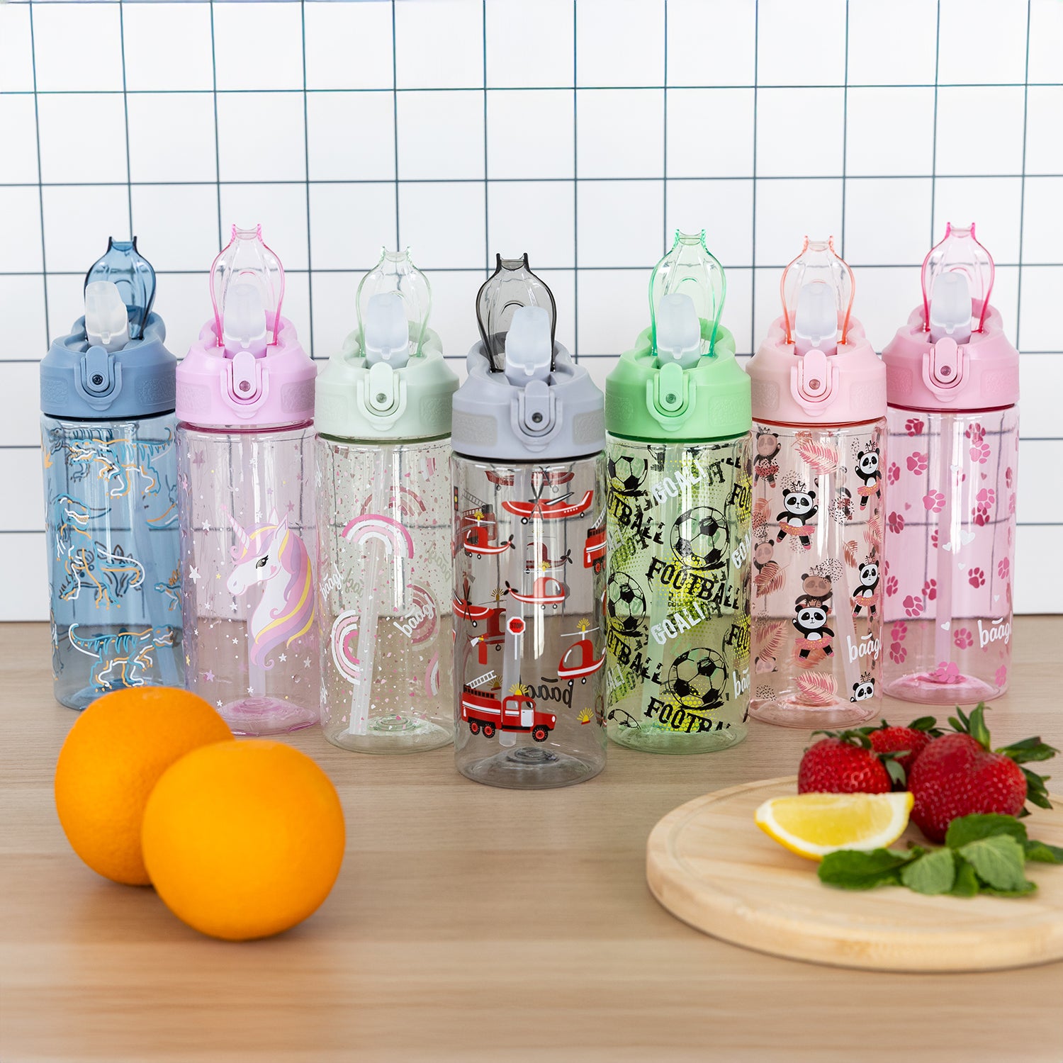 Tritanová láhev na pití s brčkem Tlapky, 500 ml