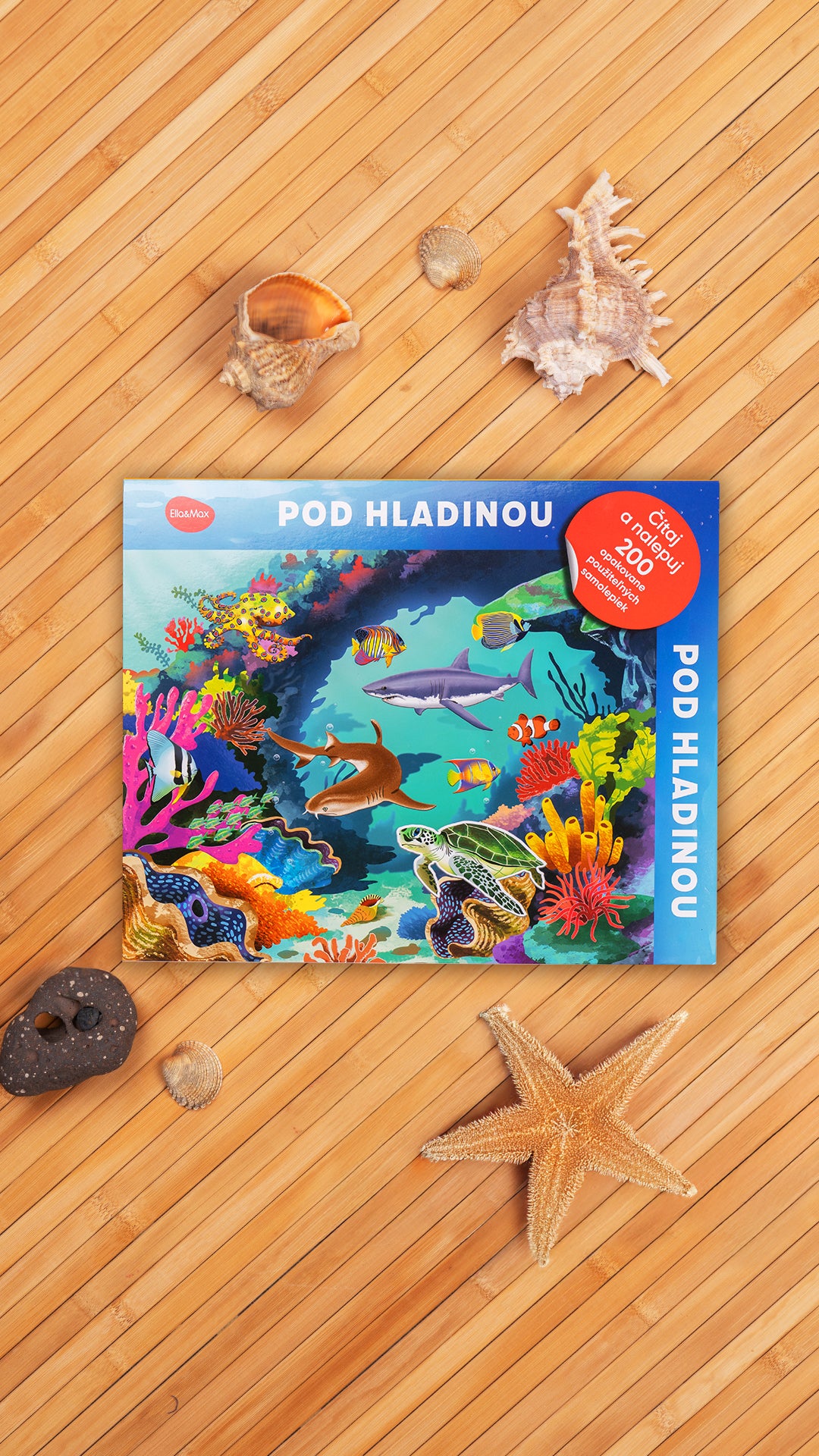 Čítaj a nalepuj – POD HLADINOU, kniha se samolepkami