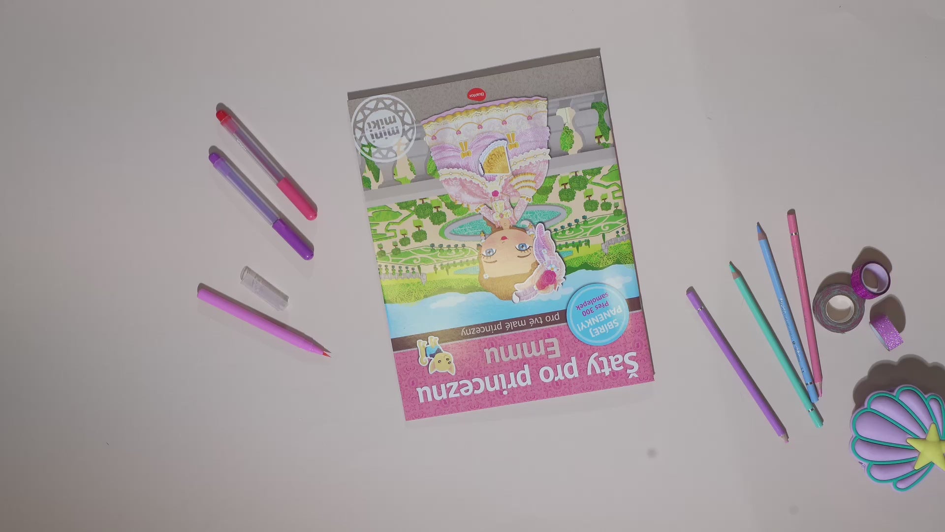Načíst video: Šaty pro princeznu EMMU – Kniha samolepek