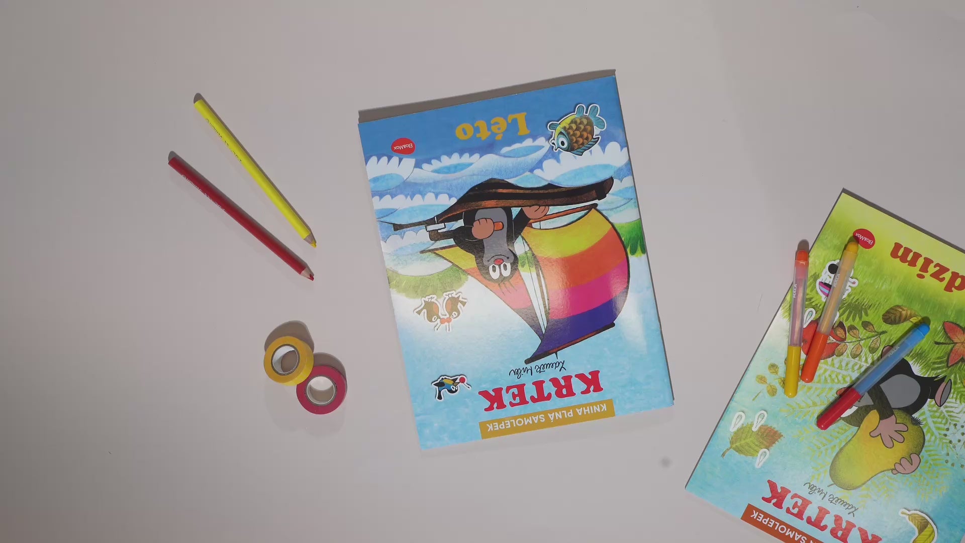 Načíst video: KRTEK a LÉTO  ─ Kniha samolepek